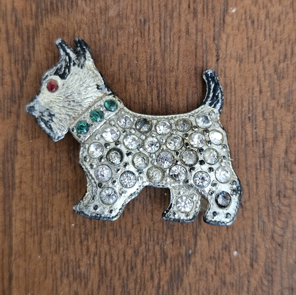 Vintage brooch terrier dog